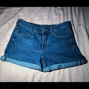 Regular waist short